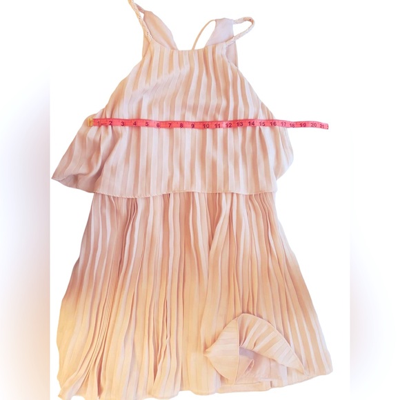 Peach Pleated Dress by Ark & Co. with Tie Back Closure and Beaded tassels Sz L - Picture 9 of 14